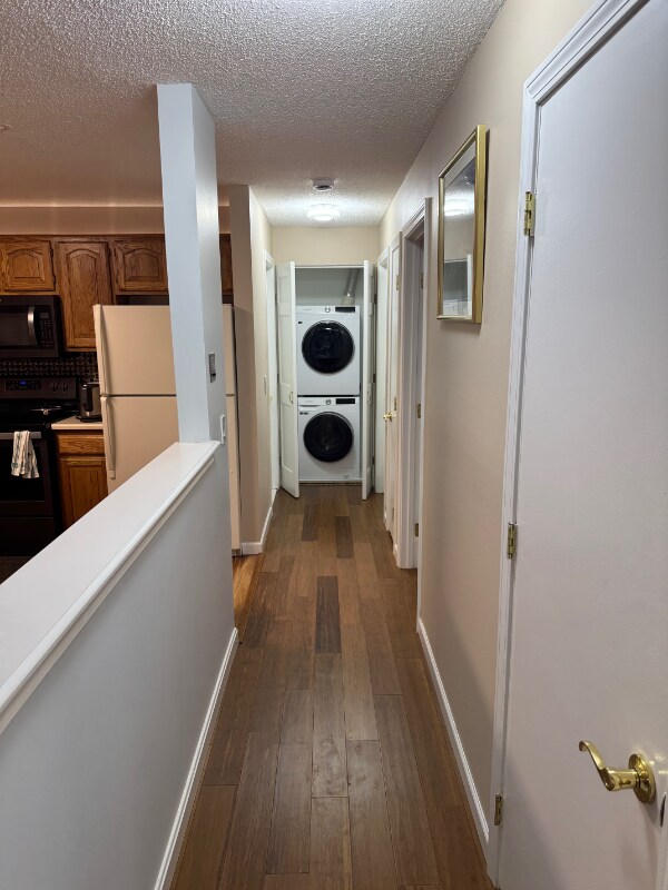 Building Photo - 130 Endicott St N