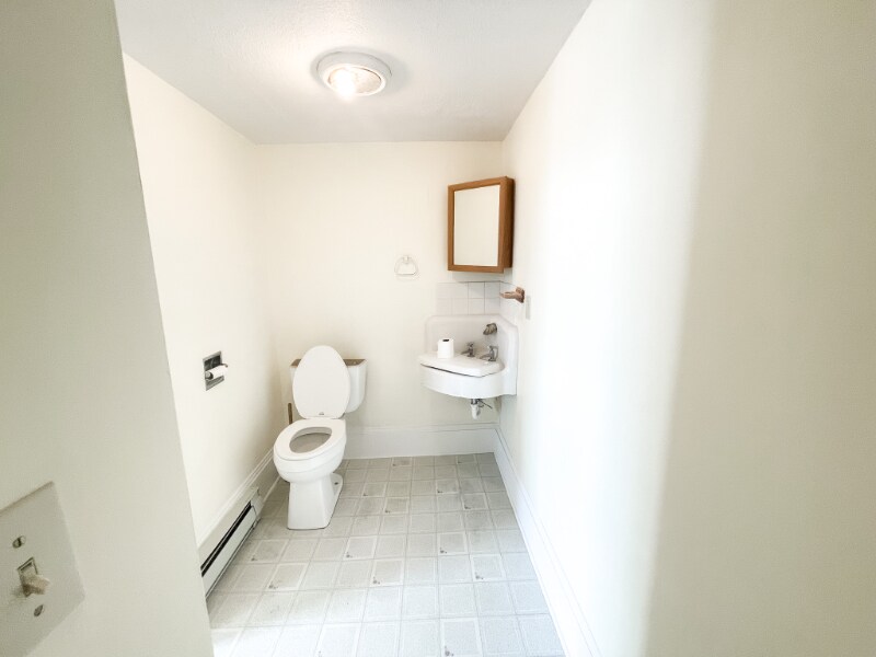 Building Photo - 405 Morgan St