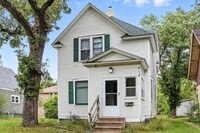 Building Photo - 612 7th Ave S