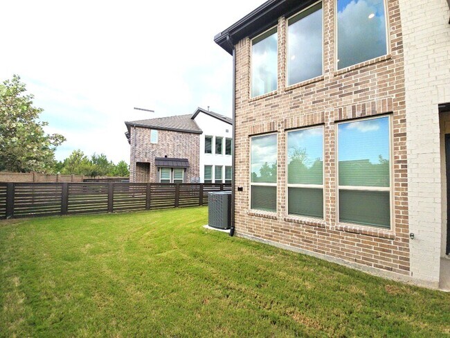 Building Photo - 16518 Amber Patina Ln