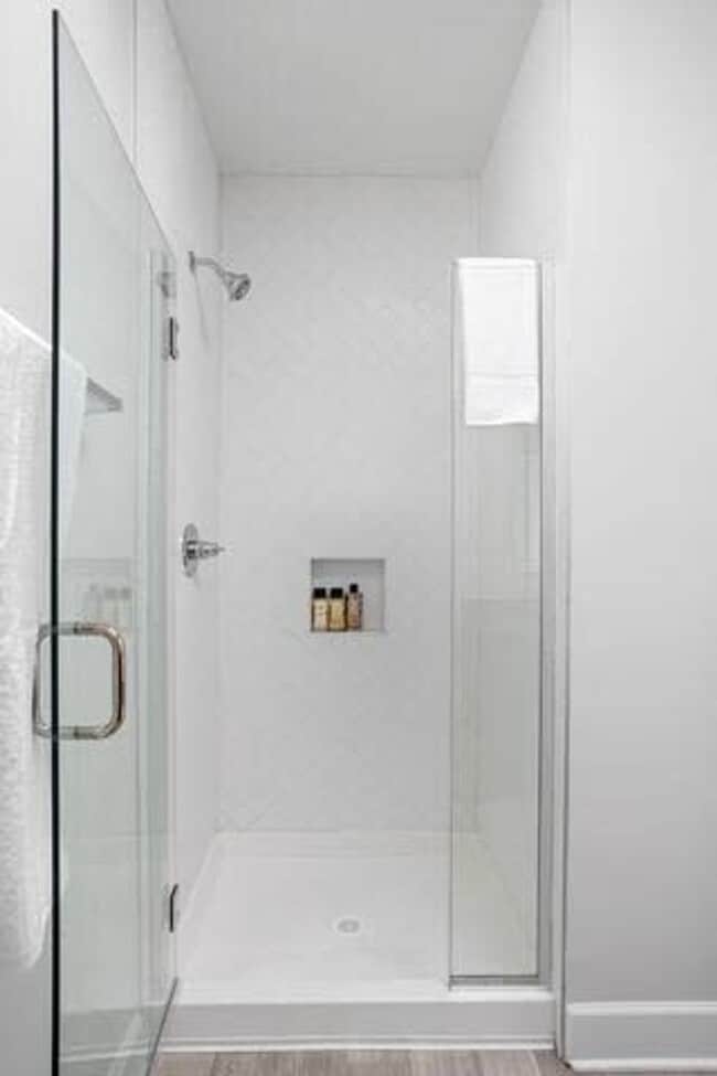 Building Photo - 5858 N College Ave