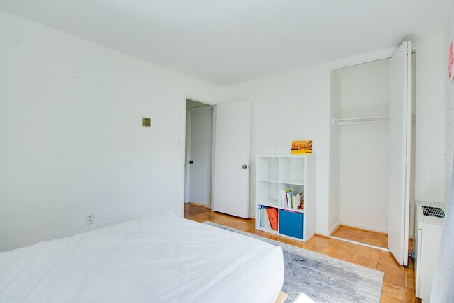 Building Photo - 600 Roosevelt Blvd