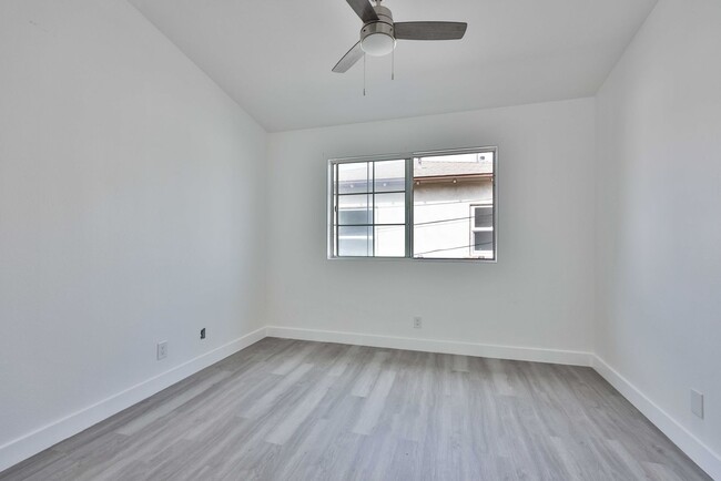Building Photo - 2 Bedroom apartment in North Park