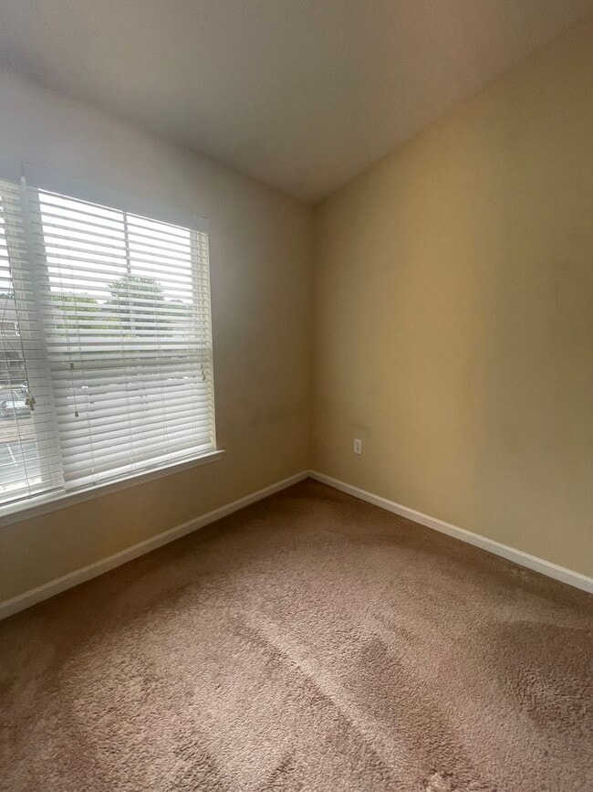 Building Photo - 17-1727 BBCH