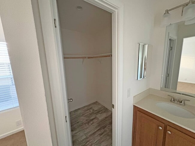 Building Photo - 1700 S State St