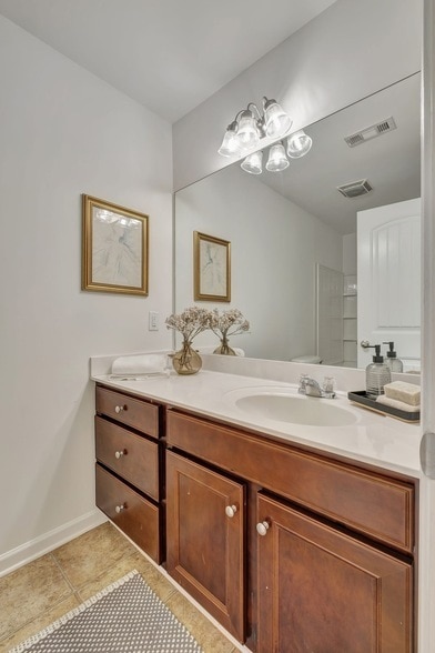 Building Photo - 282 Killian Way