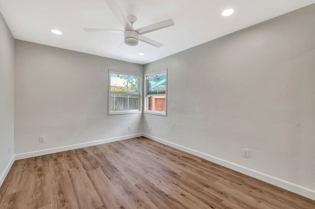 Building Photo - Single level 3 bedrooms home in San Diego ...