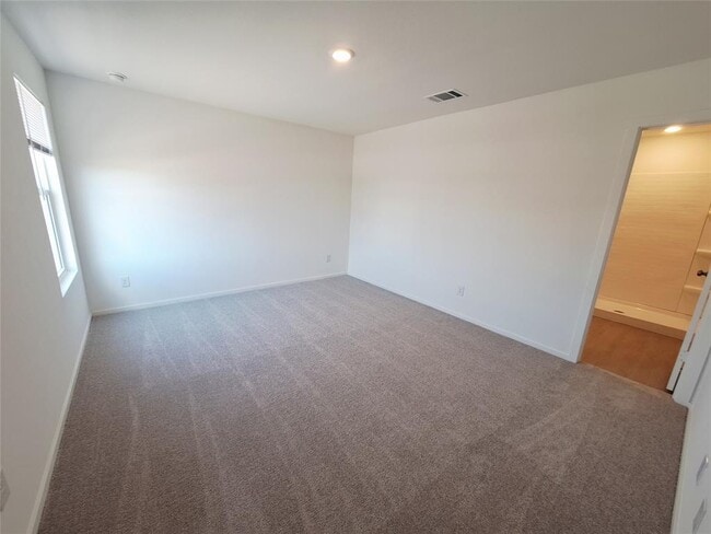 Building Photo - 518 Firedance Ct
