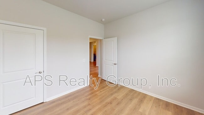 Building Photo - 4415 Sapphire Ct