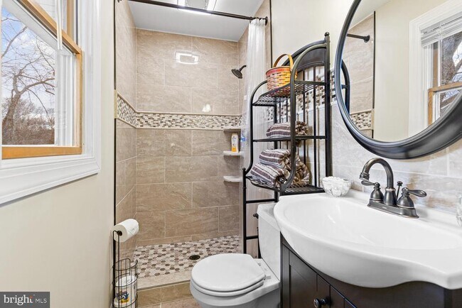 Building Photo - 1573 Garrisonville Rd