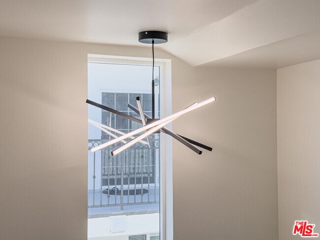 Building Photo - 2757 Andreo Ave