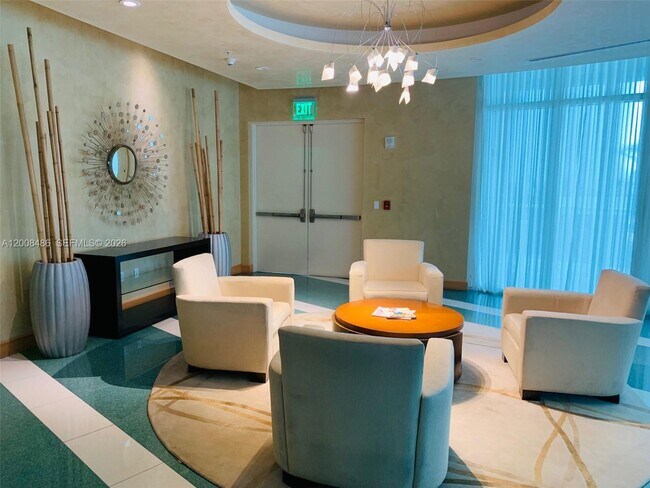 Building Photo - 218 SE 14th St