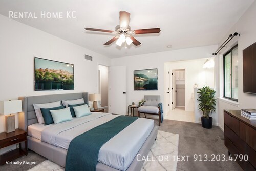 Building Photo - 7920 W 113th Terrace