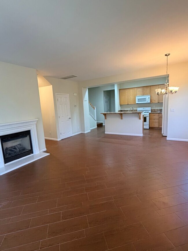 Building Photo - 299 Gramercy Lane