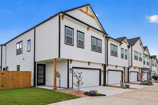 Building Photo - 5931 Wheatley St