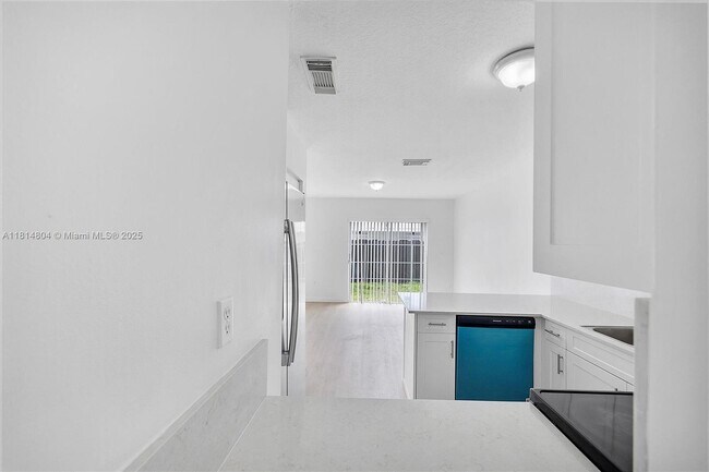 Building Photo - 16260 SW 97th St
