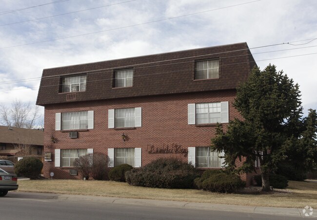 Building Photo - Linda Kay Apartments
