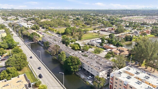 Building Photo - 2405 NW 135th St