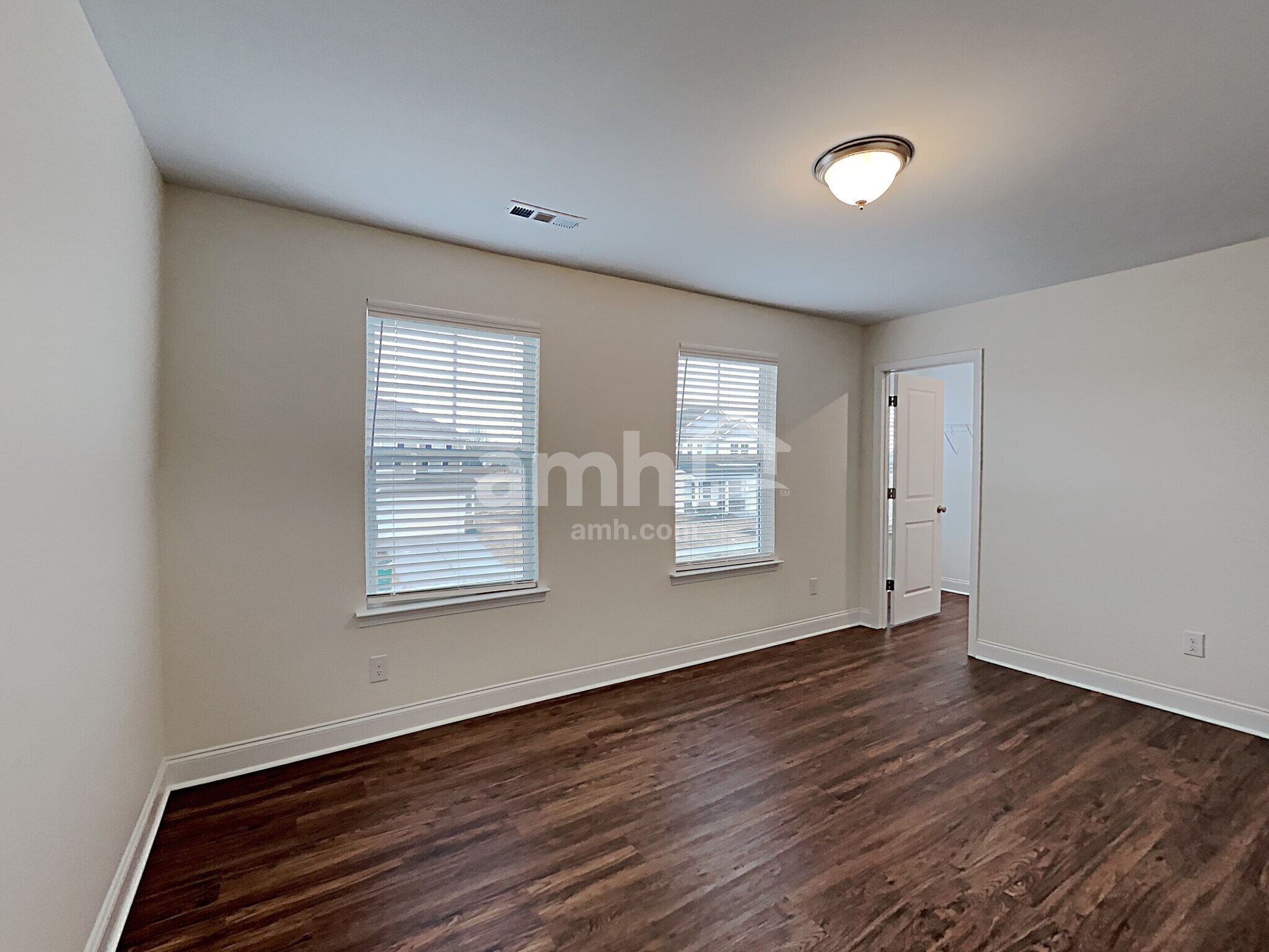 Building Photo - 4849 Chutney Dr
