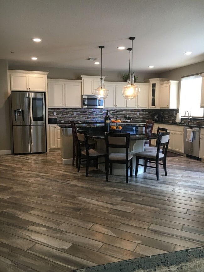 Building Photo - AMAZING RIO VISTA SINGLE STORY TRILOGY RENTAL WITH EVERY AMENITY POSSIBLE!