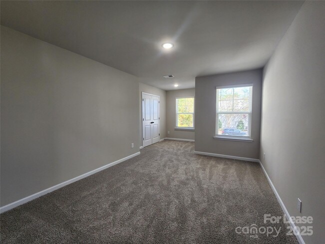 Building Photo - 12530 Susanna Dr