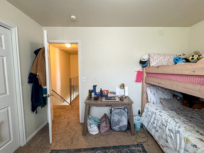 Building Photo - 515 N 200 E