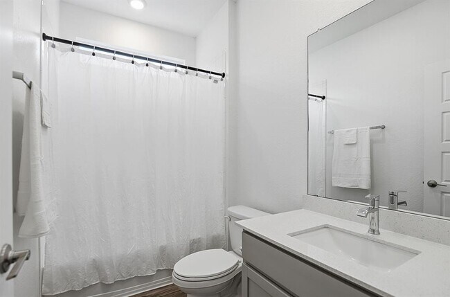 Building Photo - 220 Century Plant Rd