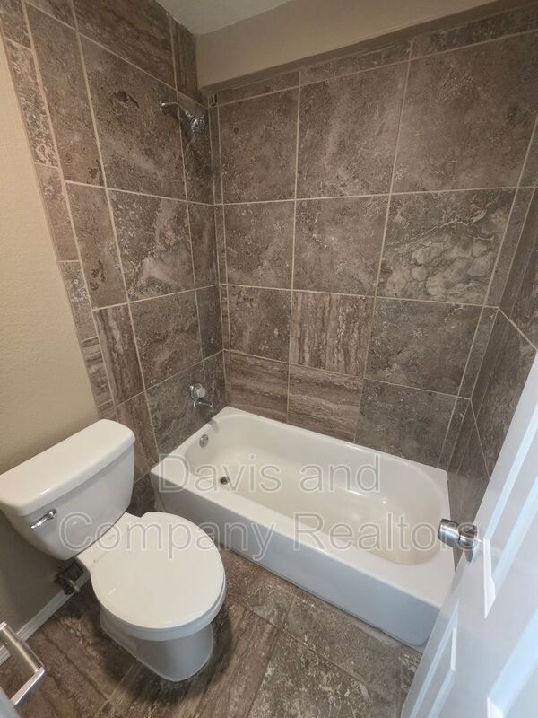 Building Photo - 3316 Caldera Blvd