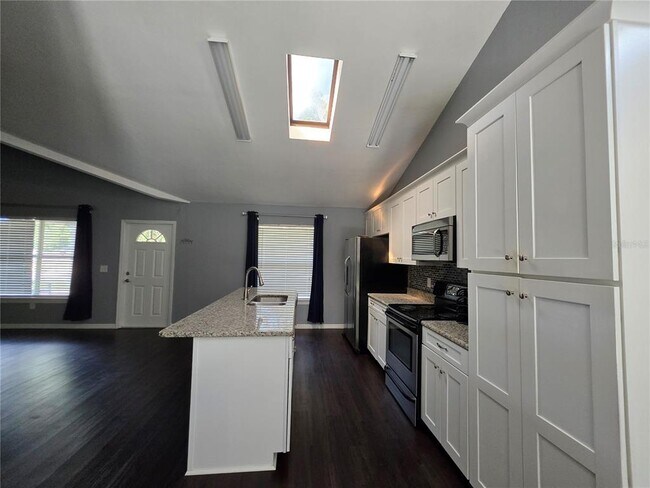 Building Photo - 1207 SW 255th St