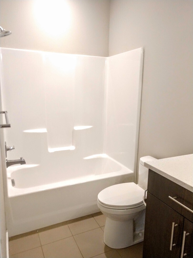 Building Photo - 1906 SE Tacoma St