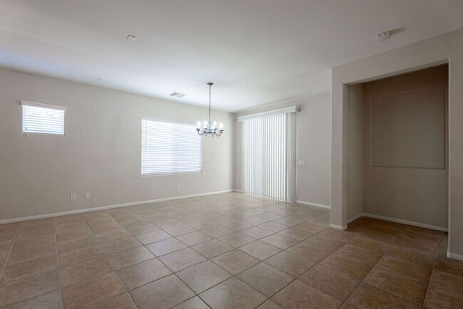 Building Photo - 4433 Weitzman Pl