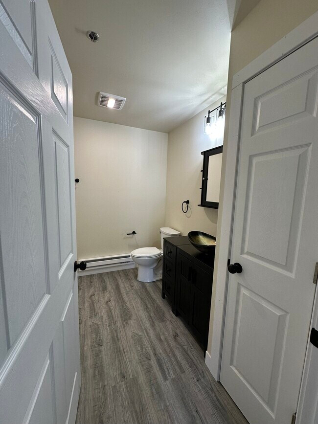 Building Photo - Valley View Estates C