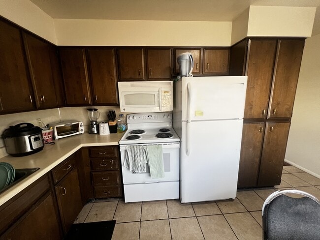 Building Photo - 1850 N 840 W