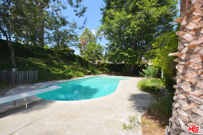 Building Photo - 23526 Dolorosa St