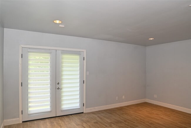 Building Photo - 5254 N Braeswood Blvd