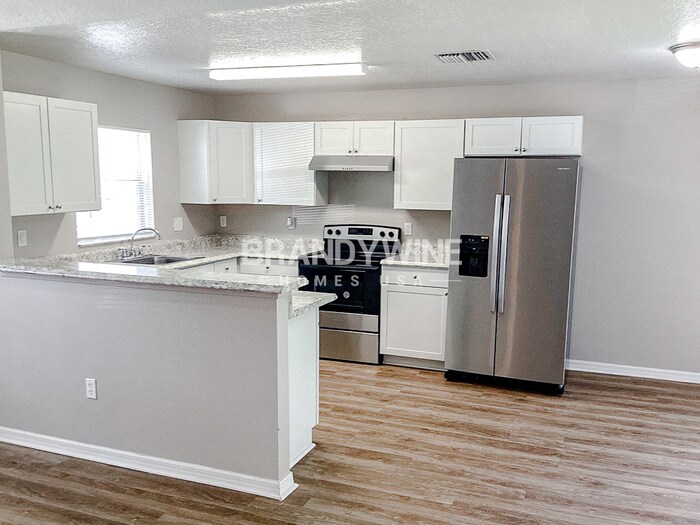 Building Photo - 3912 E Powhatan Ave