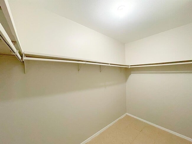 Building Photo - 11108 Blossom Bell Dr