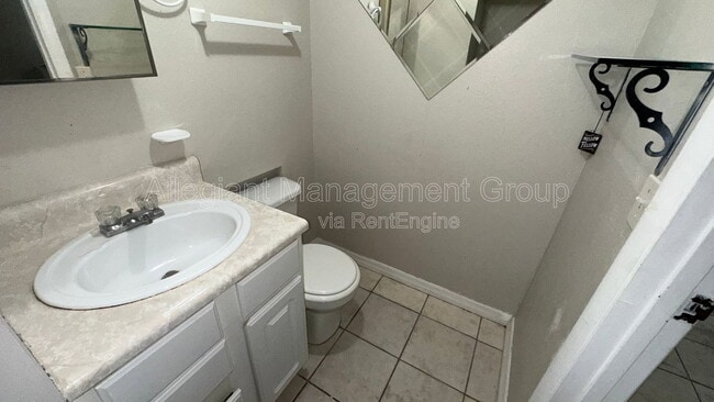 Building Photo - 2429 Sapier Ct