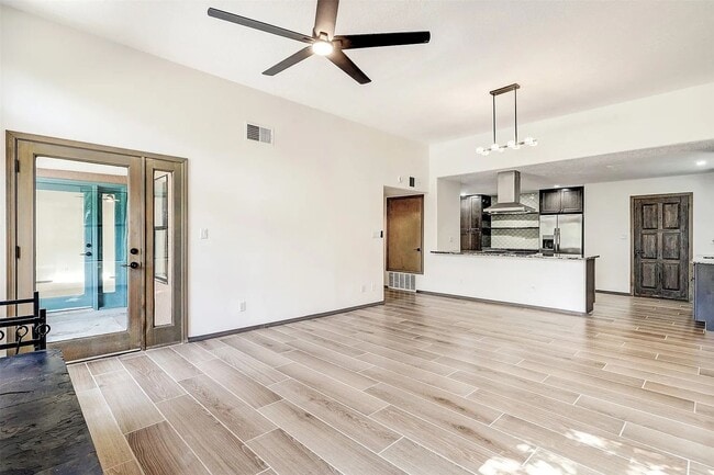 Building Photo - Completely Remodeled Stylish Home in La Villa Serena