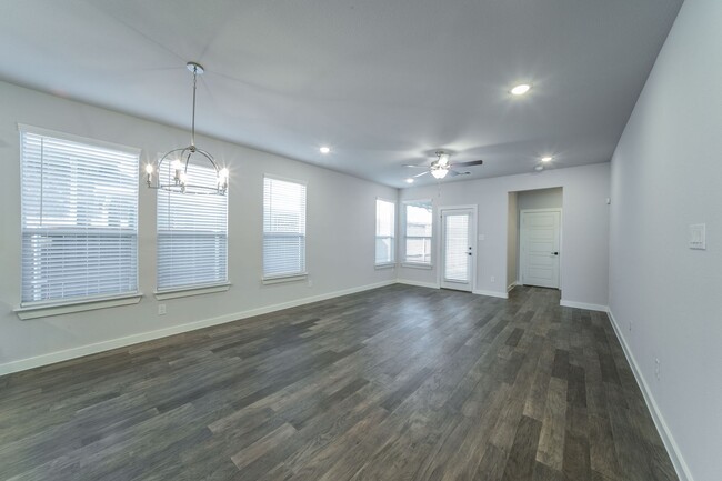 Building Photo - Imagine living in beautiful master planned...