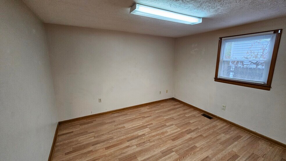 Bedroom 2 - 4242 Allmond Ave