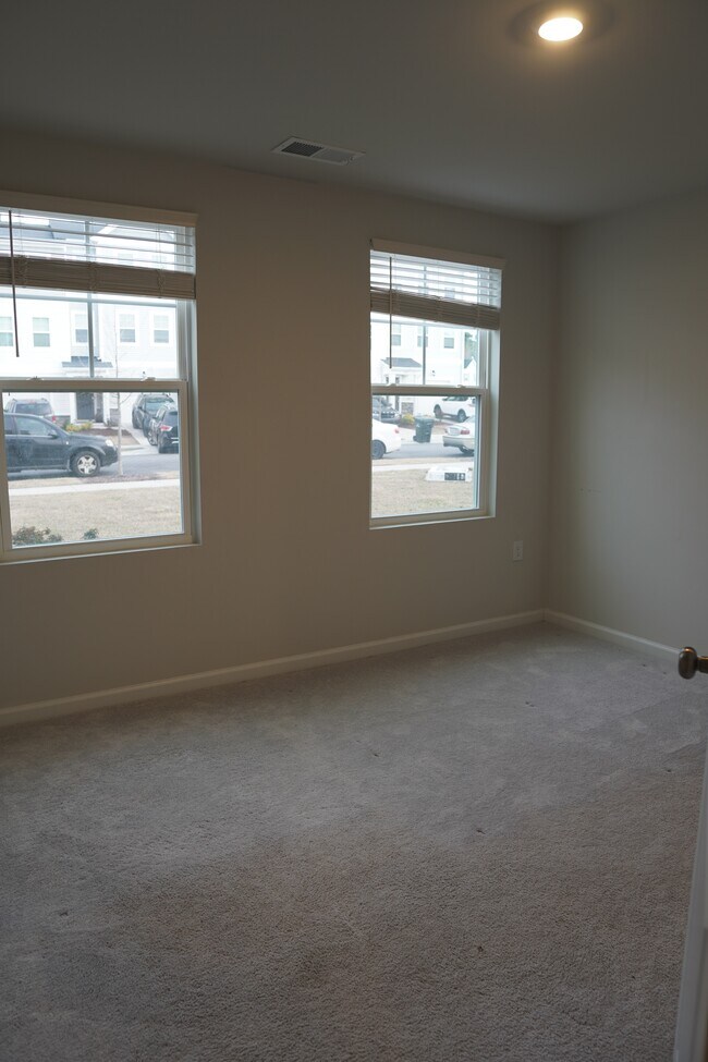 Building Photo - 2626 Chert Ln