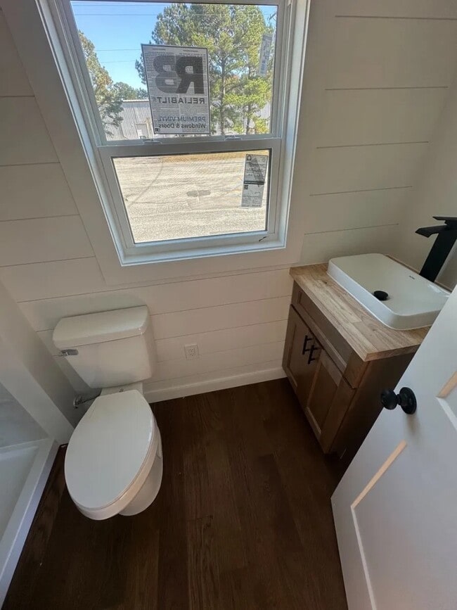 Building Photo - 2015 Union School Rd SW