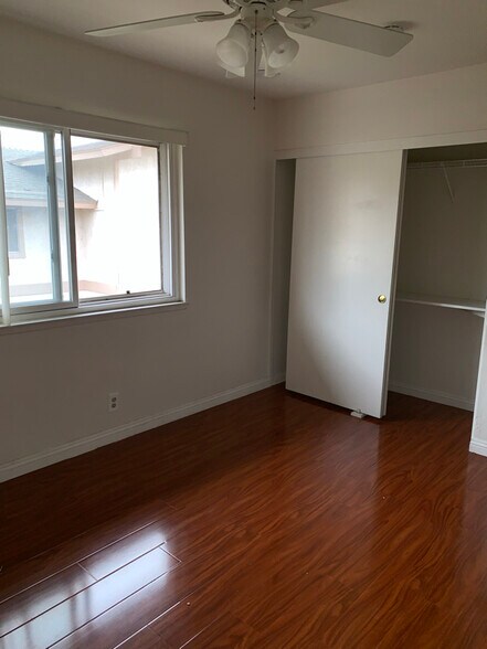 Building Photo - 124 Stratford Cir