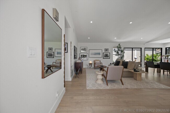 Building Photo - 2515 Bedford Mews Dr