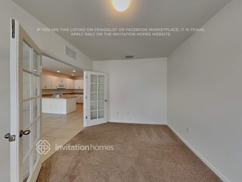 Building Photo - 7521 W Lenox Cir