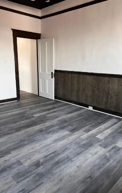 Building Photo - N Curley