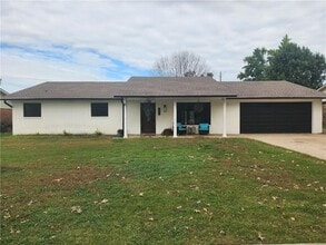 Building Photo - 1803 Crouch St