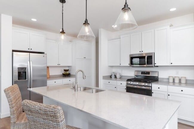 Building Photo - Get $699 off your security deposit!