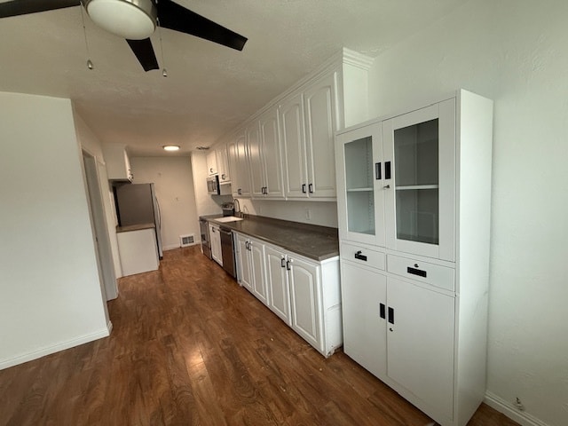 Building Photo - 2727 E Louise Ave